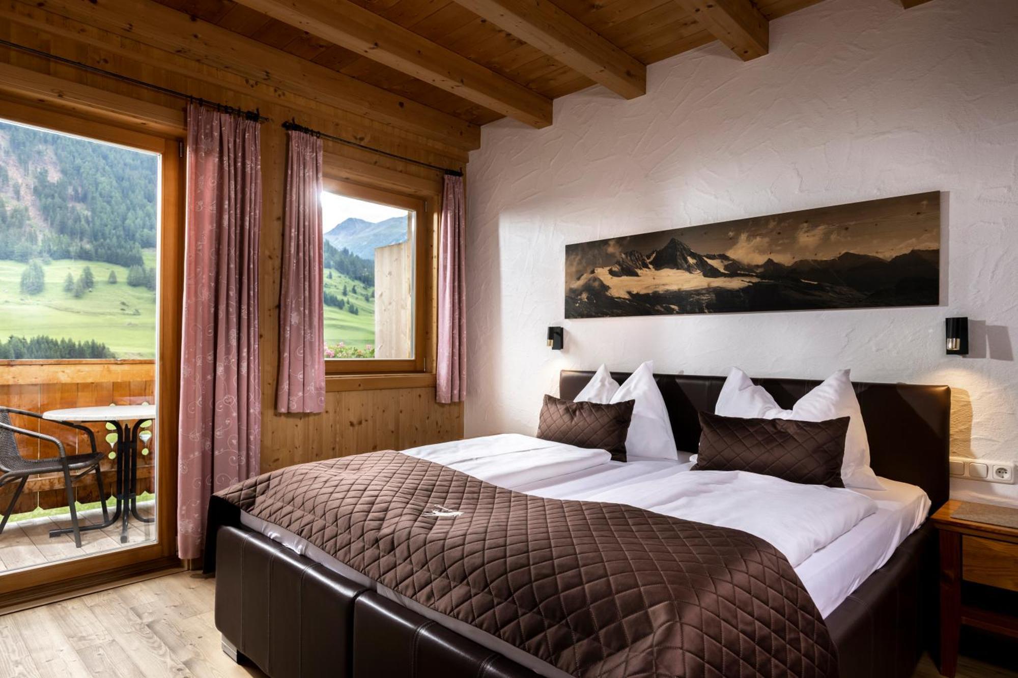 Gamsalm Aparthotel Kals am Grossglockner Exterior photo